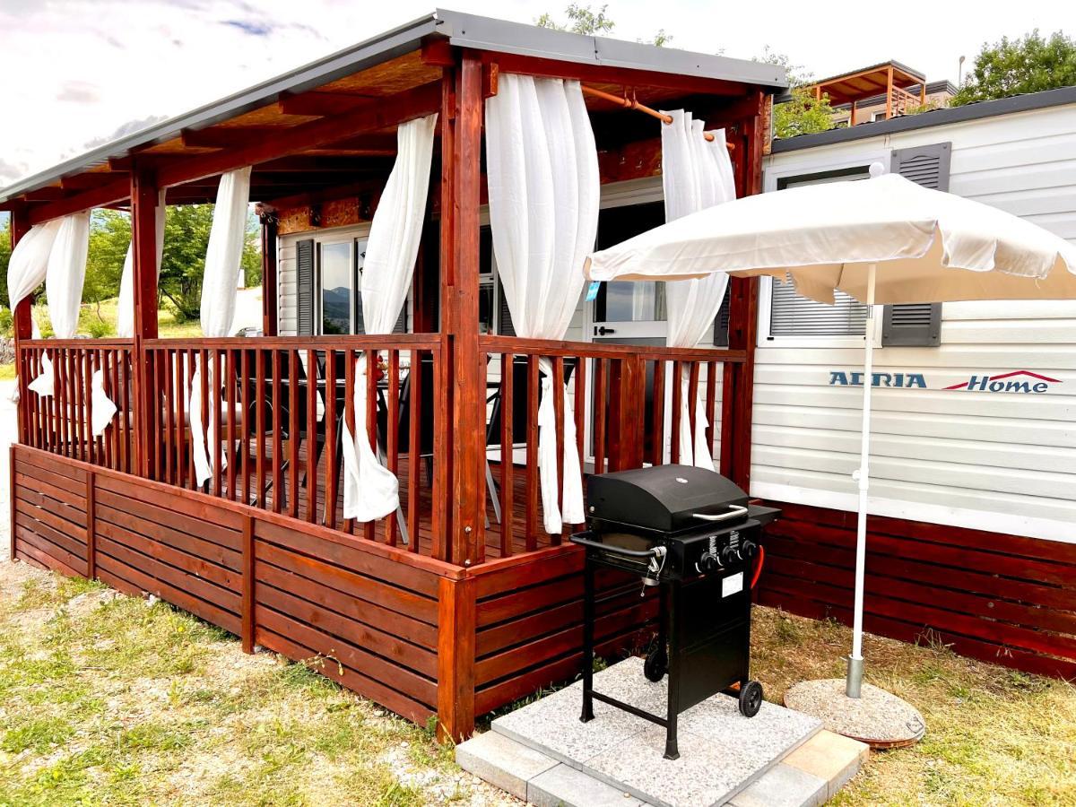 Mobile Home Nebo Luxus Klenovica Exterior foto